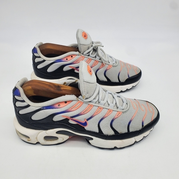 Nike Shoes Youth 7 Women 8.5 Air Max Plus TN GS Platinum Violet Lava 718071 007 - Picture 4 of 14